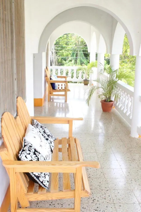 Summerset Residence Negril 2*,