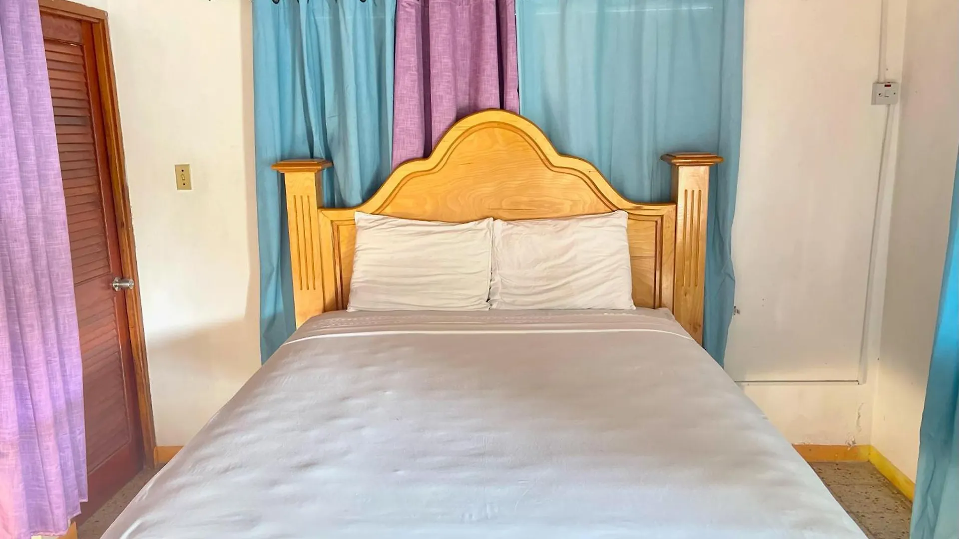 ** فندق Summerset Residence نيغريل جامايكا