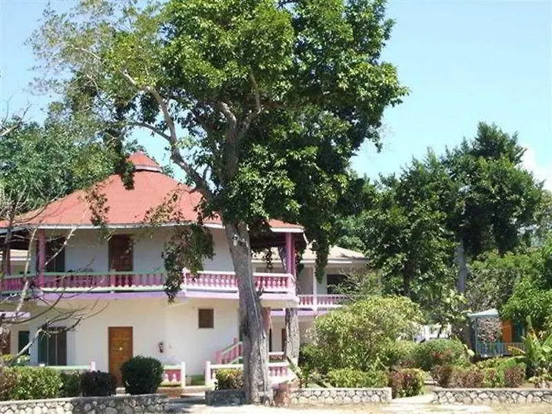 Summerset Residence نيغريل فندق